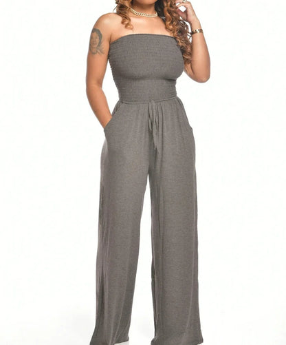 Victoria - Newest Jumpsuit med axelband och midja